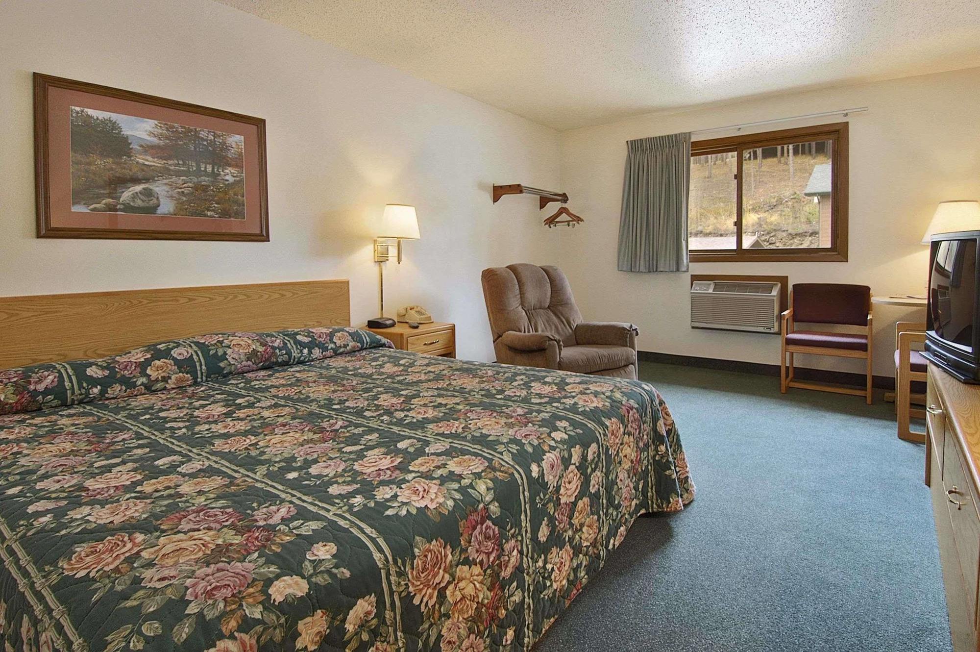 Super 8 By Wyndham Hill City/Mt Rushmore/ Area Zewnętrze zdjęcie